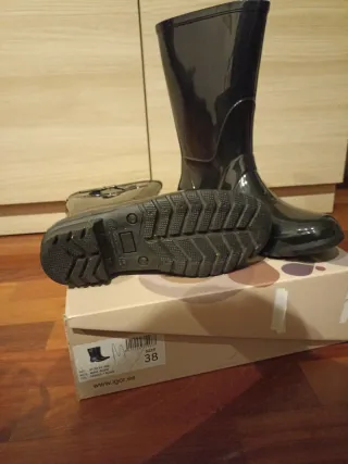 Botas de agua negras