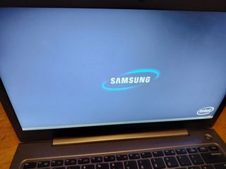 Samsung NP530U3B Piezas