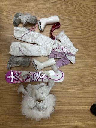 Nancy Traje Ski y Patinaje Hielo con abrigo,botas