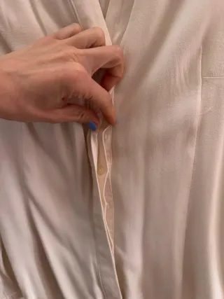 Camisa Mango color blanco hueso