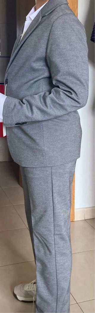 Traje Niño 6,7,8 años.