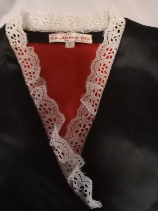 Traje de Fallera Morado y Blanco