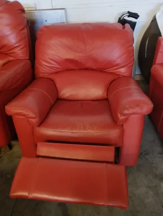 Sillones y Sofá de piel naranja