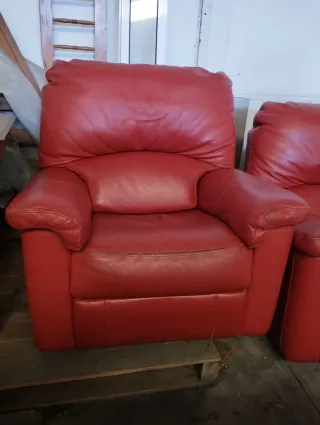 Sillones y Sofá de piel naranja