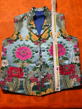 Chaleco fallero/saraguell bordado