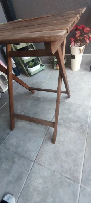 Mesa plegable de madera