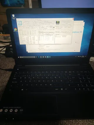 Portátil Erazer Negro P6679 Gaming