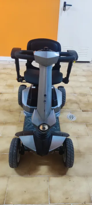 Scooter eléctrico para movilidad reducida