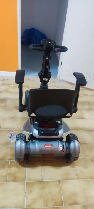 Scooter eléctrico para movilidad reducida