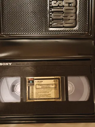VHS Cabalgando al Infierno Western Español