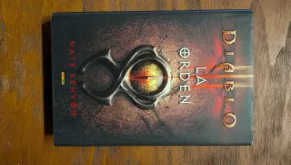 Lote Diablo 3 + expansión PC y Libros