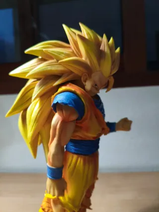 Figura Dragon Ball SSJ3 Super Saiyan 3 Goku