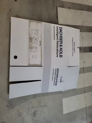 10 cajas fuertes de mudanza.