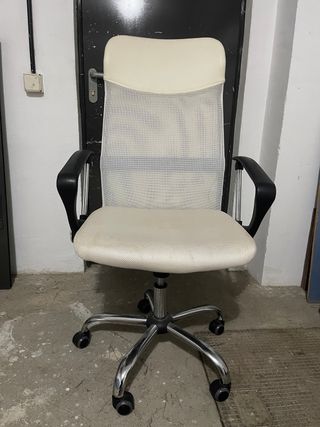 Silla de oficina ergonómica