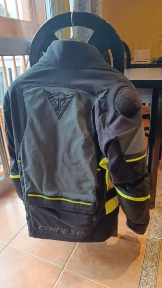 Urge venta - Chaqueta Dainese Gore-Tex Talla 54 -