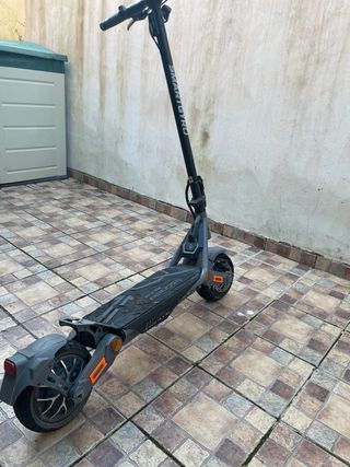 Patinete eléctrico casi nuevo