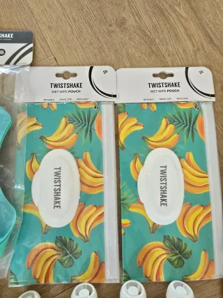 Set Twistshake: Babero, Platos y Más