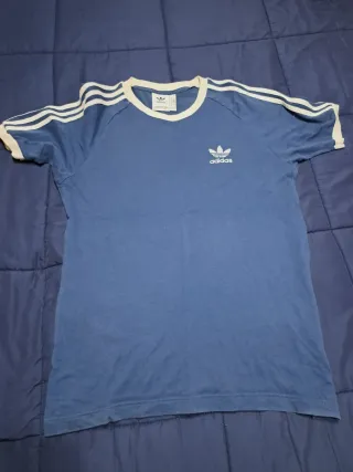 Lote de chica talla S. Llévate 10 prendas por 5€.