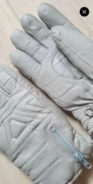 Guantes de esquí grises