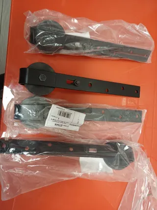 Herrajes para puerta de granero