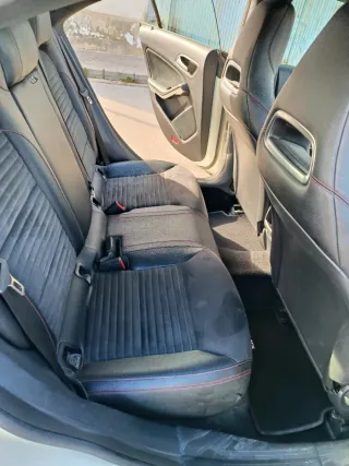 Mercedes-Benz Clase CLA 2015