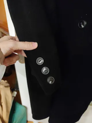 Abrigo paño negro talla 44