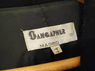 Abrigo paño negro talla 44