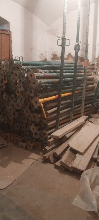 Puntales de obra metálicos 3m