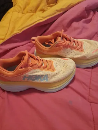 Zapatillas Hoka Naranja y Amarillo