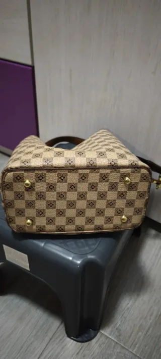 Bolso de mano con estampado de cuadros