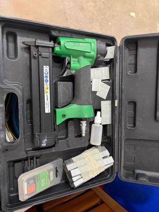 Pistola Neumática Clavos