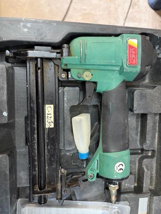 Pistola Neumática Clavos