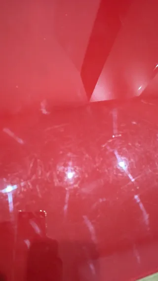 Mesa de cocina extensible roja