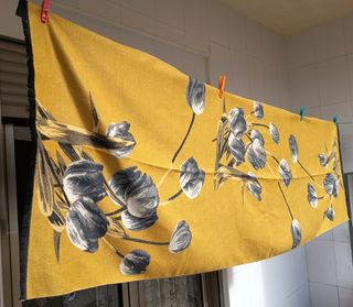 Chal estampado de tulipanes