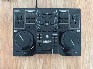 Controladora DJ Hercules DJ Control Instinct