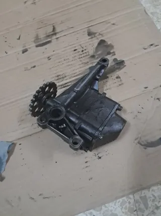 Bomba de Aceite Mercedes C220