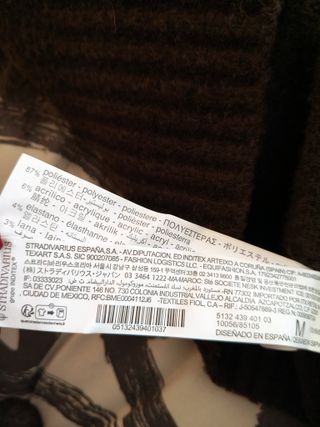 Chaqueta con capucha y pelo