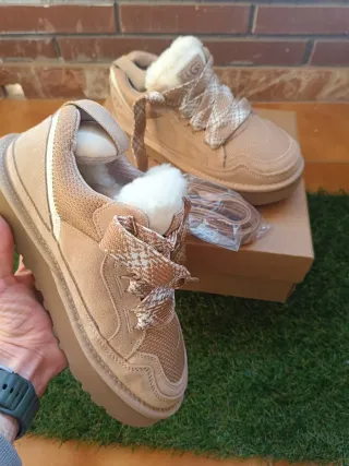 UGG Zapatillas Beige/Camel