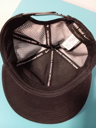 Gorra Nike Negra