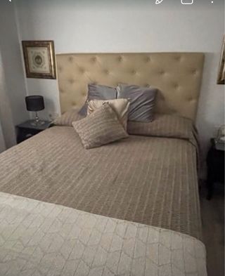 Habitación 150: Mesita, Canape y Colchón