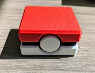 Estuche imantado Juegos Nintendo DS y 3DS Pokéball