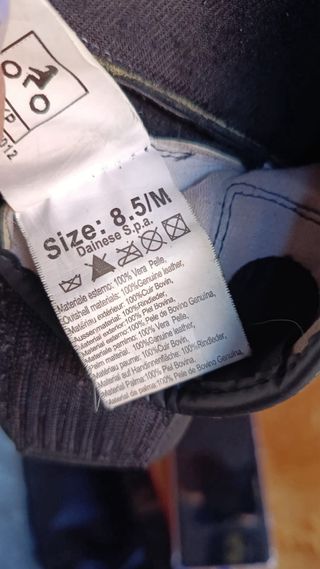 Mono, Guantes y Botas Dainese de Cuero