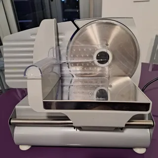Cortadora de fiambres SEVERIN AS 3915