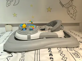 Andador Jane gris y blanco