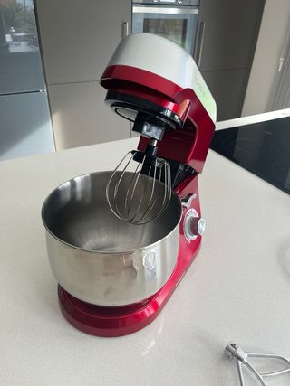 Amasadora Bomann 1000W Roja