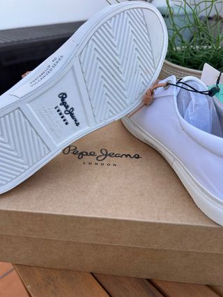 Zapatillas Pepe Jeans London Blancas y Beige