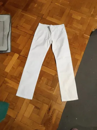 Pantalón blanco