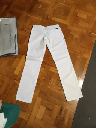 Pantalón blanco