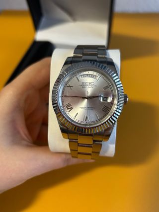 Reloj tipo Seiko mod day-date nuevo