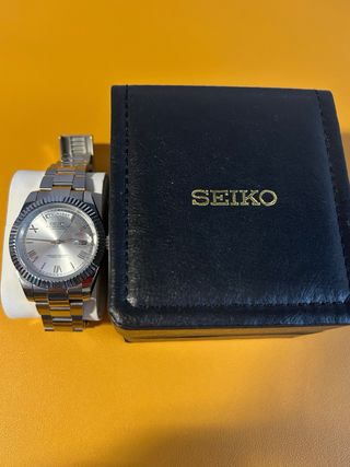 Reloj tipo Seiko mod day-date nuevo